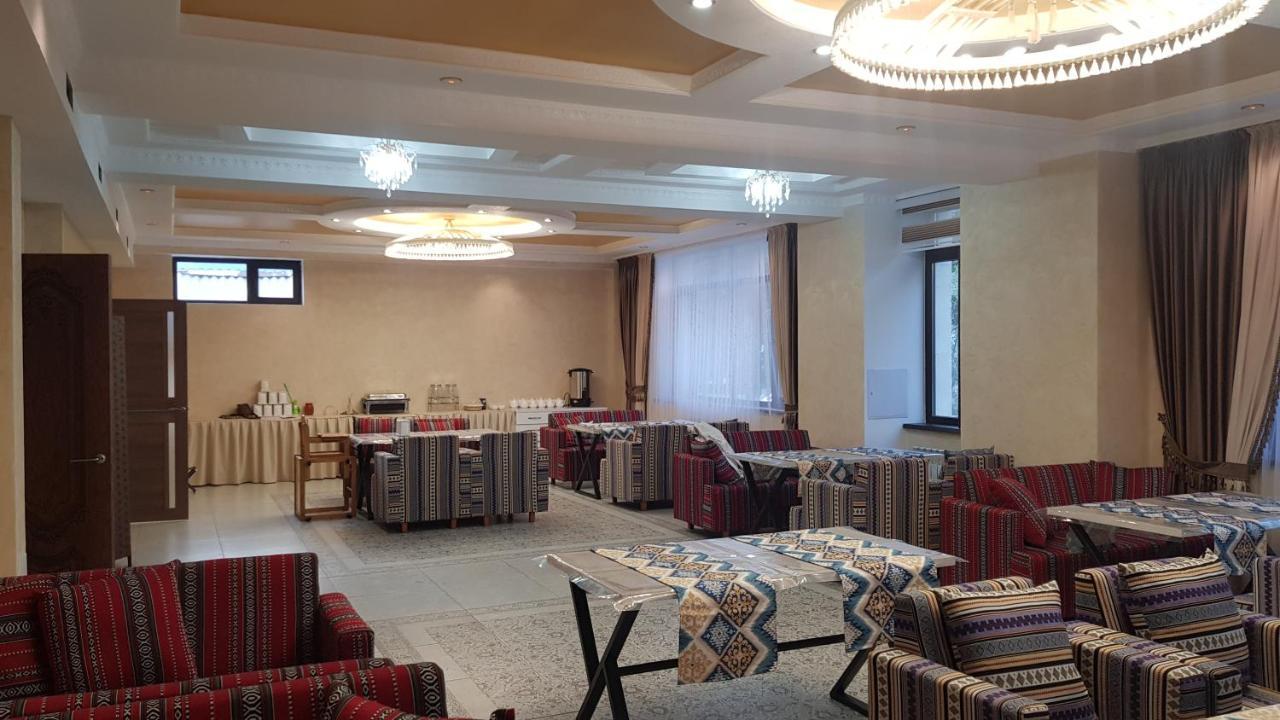 Nomad Hotel Bishkek Halal Dış mekan fotoğraf