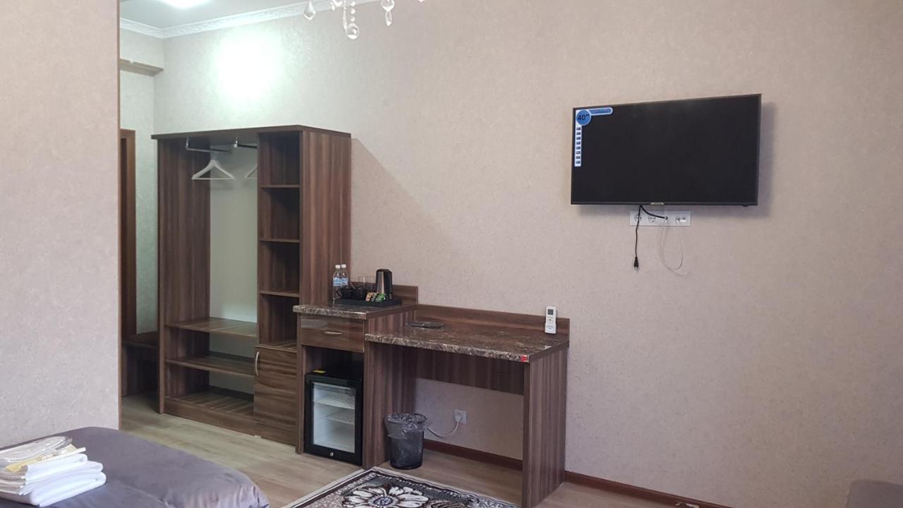 Nomad Hotel Bishkek Halal Dış mekan fotoğraf